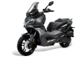 Scooter gris oscuro, ideal para tus desplazamientos urbanos. Diseñada para la ciudad, ofrece estilo y funcionalidad.