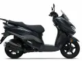 Scooter Burgman executive, color gris oscuro, con asiento negro y detalles rojos. Ideal para la ciudad.