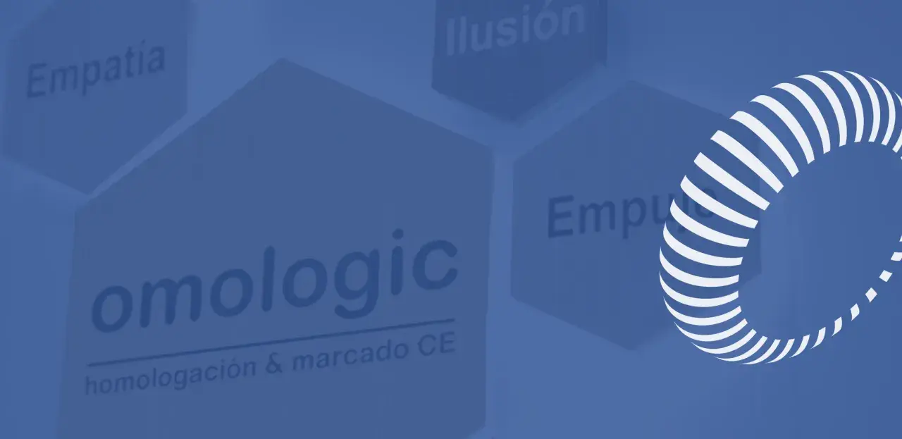 Logo "omologic" con texto "homologación & marcado CE". Fondo azul con hexágonos que dicen "Empatía", "Ilusión" y "Empu".