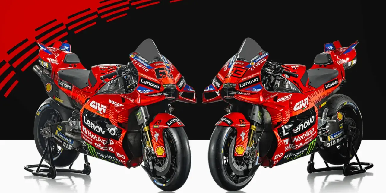 Dos motos Ducati rojas de MotoGP, listas para la competición. Las concesiones MotoGP son clave para el éxito.