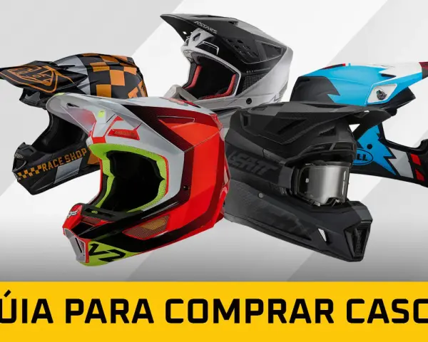 Varios cascos de moto de alta gama, incluyendo un casco moto caro negro con detalles de carbono, listos para la aventura.