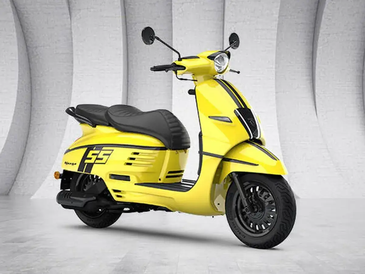 Scooter Peugeot Django 125 amarilla, con franjas negras y el número 55. ¡Un diseño que inspira buenas opiniones!